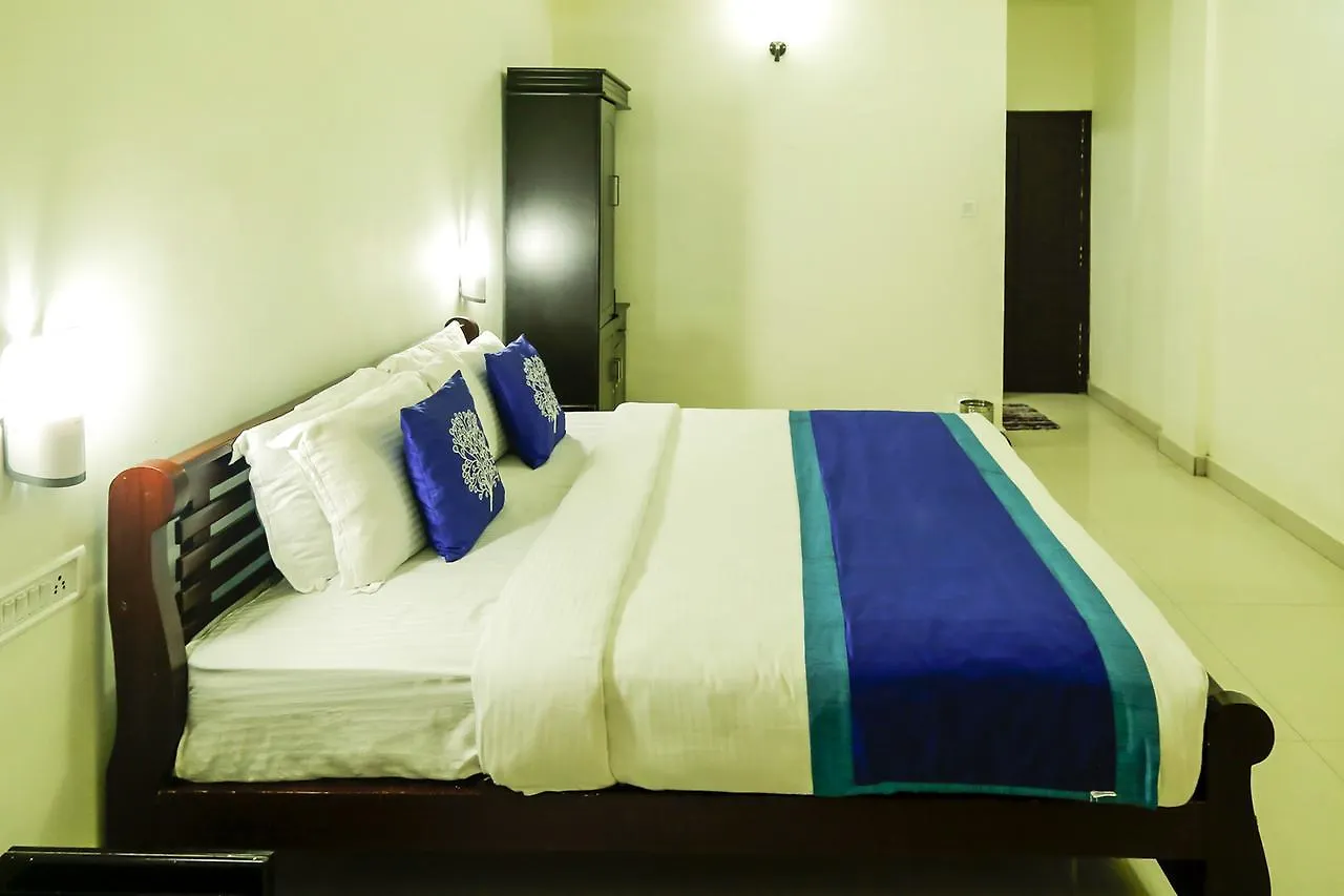 Blue Berg Resort Munnar